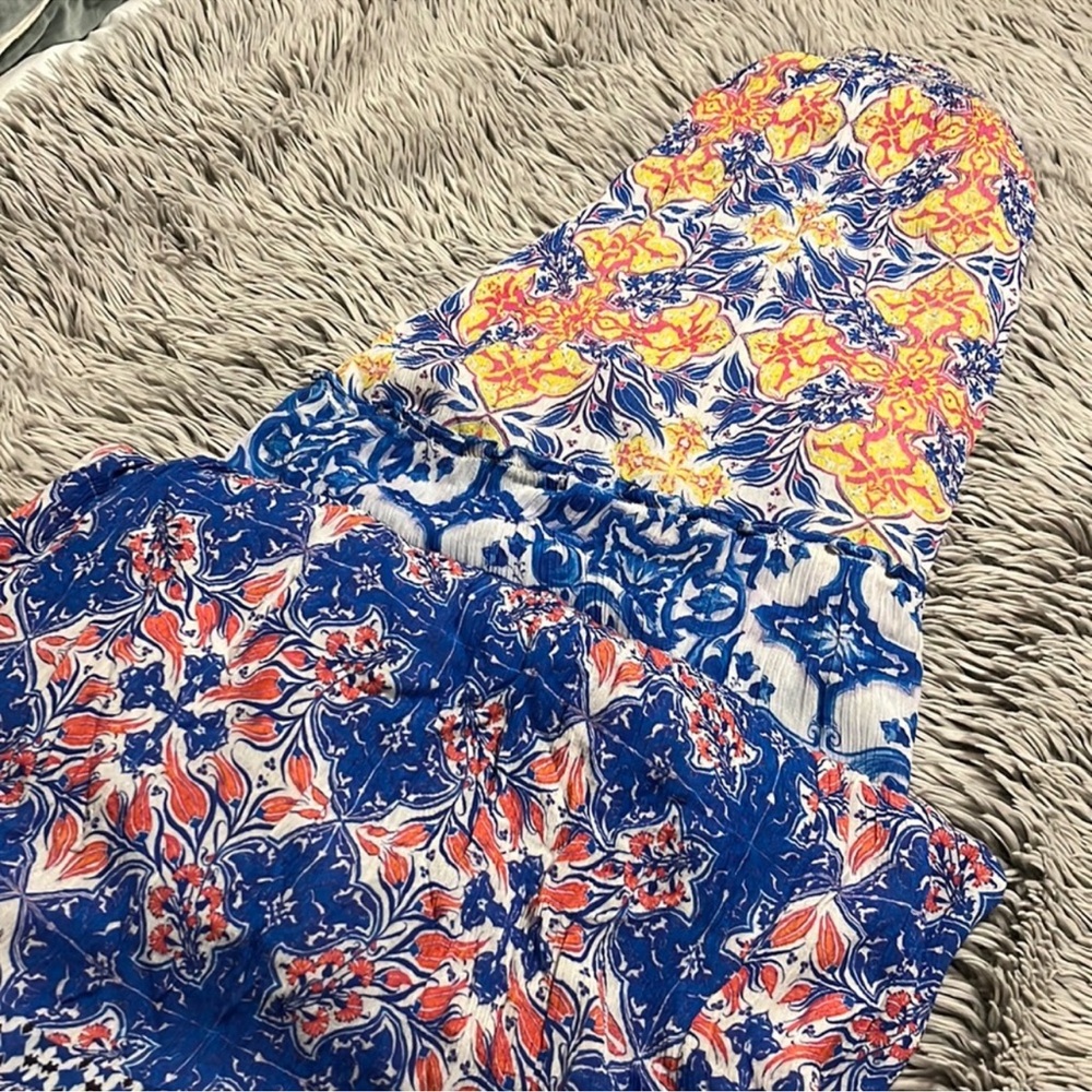 HEMANT & NANDITA Vibrant Floral Maxi Dress - Blue and Orange - Picture 2 of 3